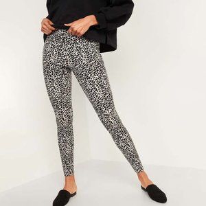 OLD NAVY - High-Waisted Stevie Pintucked Leopard Patterned Pants for Women